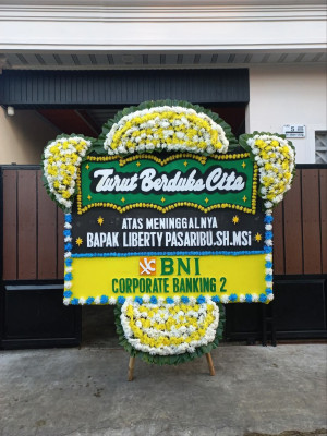 Papan Bunga Duka di Temayang