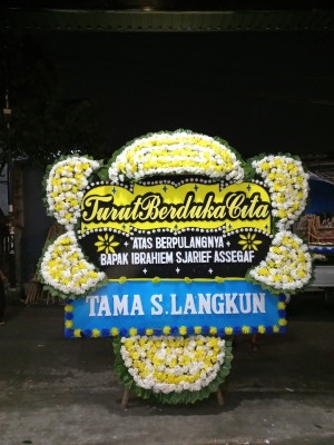 Papan Bunga Duka di Temayang