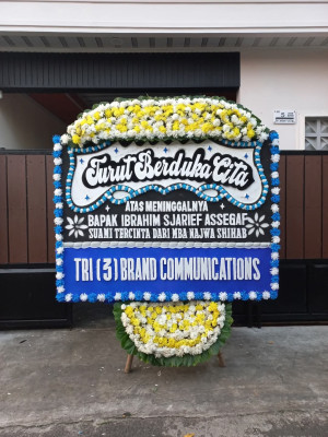 Papan Bunga Duka di Temayang